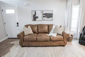 Bluegrass Run- Sleeps 8 & Cozy Stay - Image 4