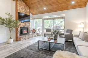 Modern Condo Steps From Village, Gondola & Canyon - Image 5
