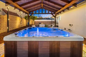 Designer SPA Home Near Disney | Kid-Friendly Yard - Image 2