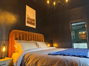 Modern Comfort Meets Historic Denver Charm - Image 4