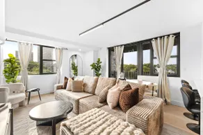 Luxury Oasis | Near NYC | Met life | Sleeps 12 - Image 3