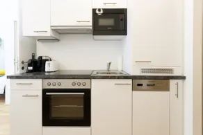 Modern Apartment near Center with Free Parking - Image 3