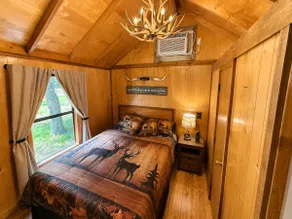 Owl Hollow Cottage | Riverside Escape - Image 3