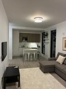 Modern 2BR + Sofa Bed | Walk to Laurier & Uptown - Image 2