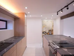The Nicho House 4BD Ultra Modern Adobe Near Plaza - Image 2