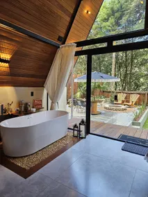 Romantic getaway with bathtub | Aguimô. - Image 2