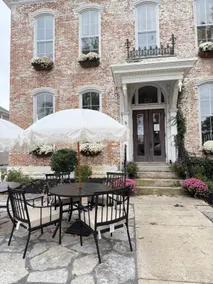 Respite In Stunning Historic Suite (suite 3) - Image 5