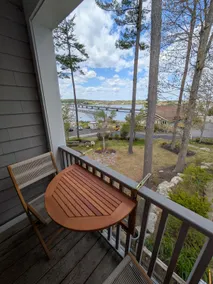 Relaxed Coastal Studio with Water Views - Image 3