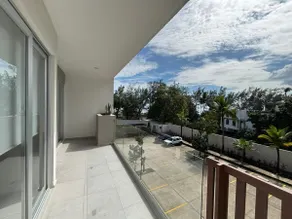 Quiet relaxing beachfront apartment - Image 5