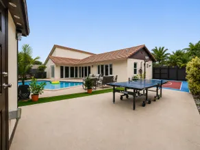 Family Oasis • GameRoom, Firepit, Games • Pool_BBQ - Image 2
