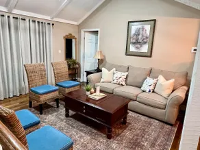 Cornell Cottage- Downtown Hazard - Image 3