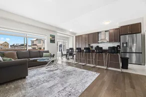 Emerald Dream: Modern Gem 9B/3.5B,Kitchen, Parking - Image 2