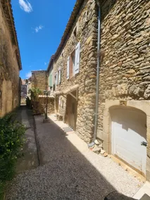 Studio in the center of the village - Image 4