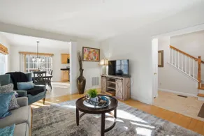Cozy Home, close to: BDL/MassMutual/Hartford etc - Image 4