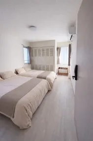 Spacious 2BR｜6 Guests｜Easy Access to Shinjuku - Image 3