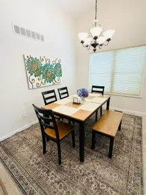 Premier 3BR Retreat - CVNP, Blossom & Boston Hills - Image 3