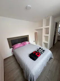 4-Bedroom Apartment: Invoice + Wifi + Comfort. - Image 3