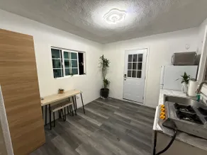 Private Studio near everything ! - Image 2