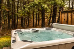 Golden Timber Retreat | Suncadia Luxury Farmhouse - Image 5