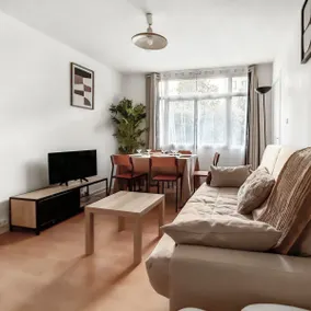Apartment close to Paris, parking, city center - Image 5