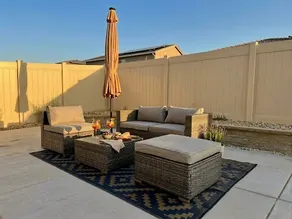 Large 4 Bedroom Home w/Outdoor Patio & BBQ Grill - Image 3