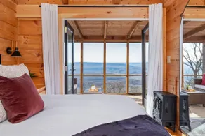 Private Couples Retreat | Hot Tub, Sauna & VIEWS - Image 2