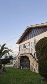 House with hot tub, swimming pool, BBQ & sea views - Image 4
