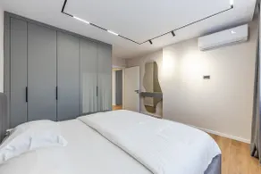 Beachfront Comfort Apartment Jacuzzi - Image 4