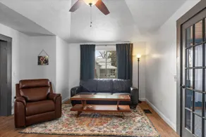 Comfy home, near Grand Park, & Ruoff Music Center. - Image 2