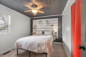 Comfy home, near Grand Park, & Ruoff Music Center. - Image 3