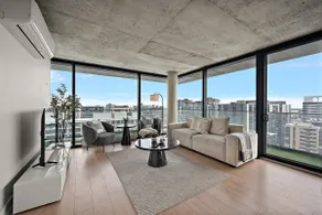 High End 3BR - City View Downtown Montreal - Image 5