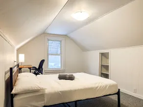 Cozy 3BR Windsor Home | Free Parking & BBQ Patio - Image 4