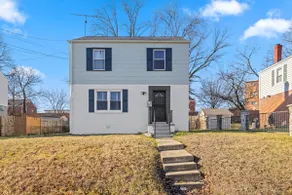 Sunlit Takoma Park Home | Free Parking, Mins to DC - Image 2
