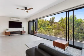 The Quarry's Edge, Hilltop Luxury - Image 5