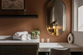 Downtown Springdale boutique hotel room 4, ADA - Image 2