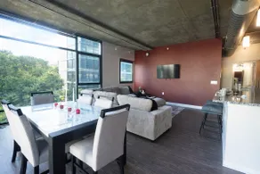 Upscale DTLA Loft | Pool*Gym | Free Parking - Image 5