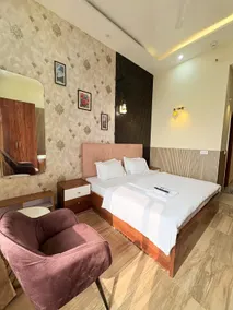 Trovero Suites: The Cityscape (Greater Noida) - Image 4