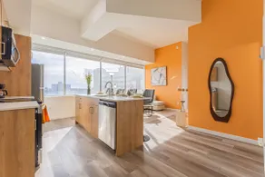 Breathtaking Views • 2BD 2 BA 5 Min Walk To Rogers - Image 4