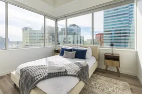 Breathtaking Views • 2BD 2 BA 5 Min Walk To Rogers - Image 5