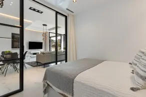 Black and White Beach – Boutique Apt & Sea View - Image 4