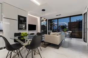 Black and White Beach – Boutique Apt & Sea View - Image 3