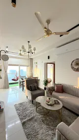 Beige Zenith : 2BHK Apt 32nd floor + Pool - Image 2