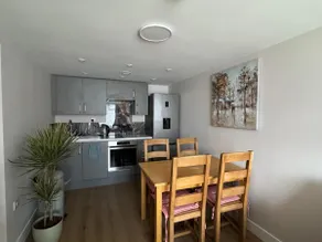 Modern Sandgate Studio - Free Parking, Quiet, WiFi - Image 5