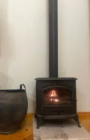 Ydor: Romantic Sauna & Fireplace Escape in Arcadia - Image 3