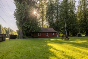 Cedar Springs - Mt Rainier cabin on 8 acres with pond - Image 2
