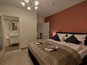 Family apartment - 2 bedrooms, 2 bathrooms, parking, elevator - Image 4