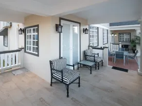 Stylish 1BR with Pool & Marina Views - Image 4