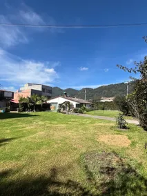 Country estate with gardens and BBQ in Chía - Image 2