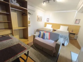 Studio Paris: King Bed, Garage and Air Conditioning - Image 4