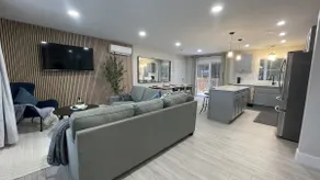 C22-Cozy, Spacious & Bright Home-Quispamsis 4 beds - Image 3